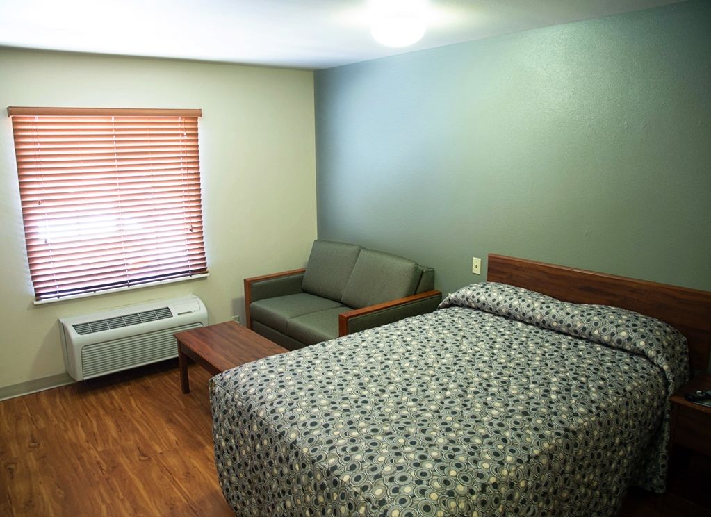 Woodspring Suites Tulsa Quarto foto
