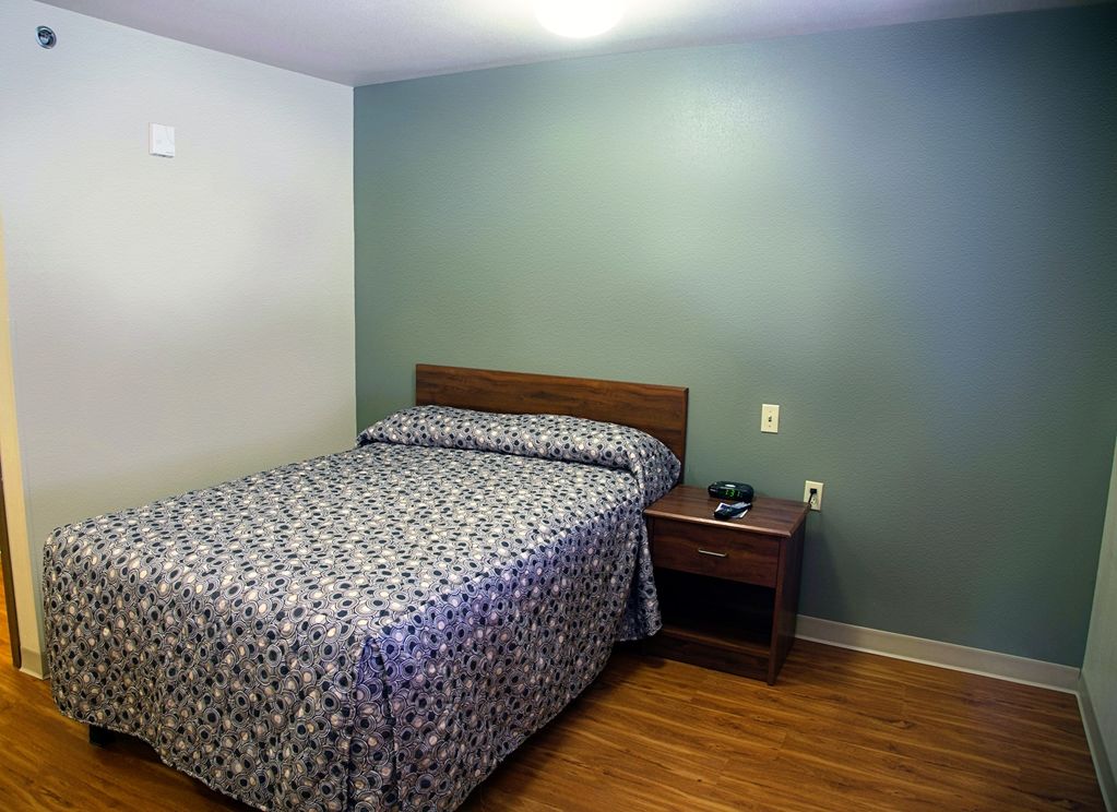 Woodspring Suites Tulsa Quarto foto
