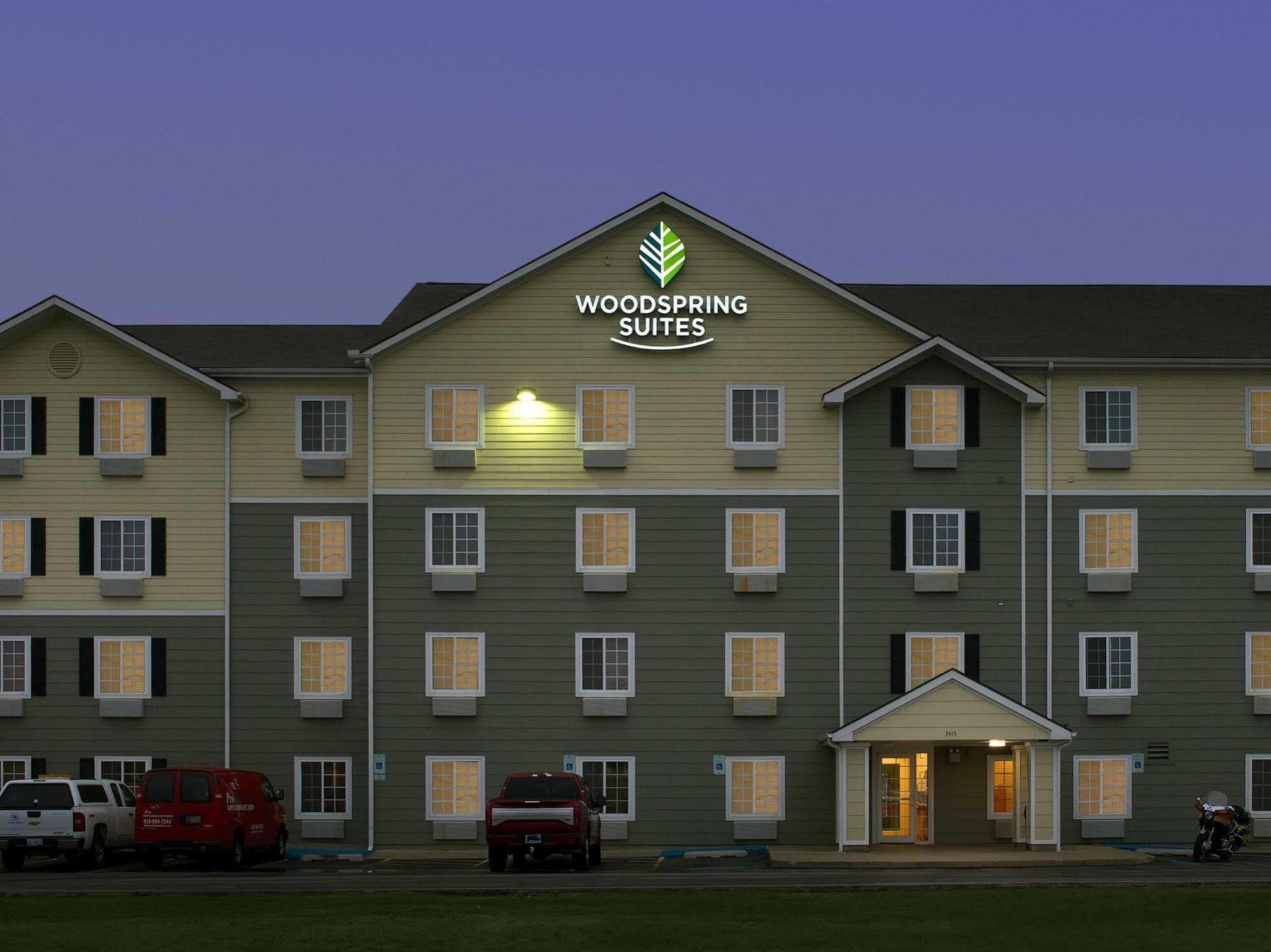 Woodspring Suites Tulsa Exterior foto